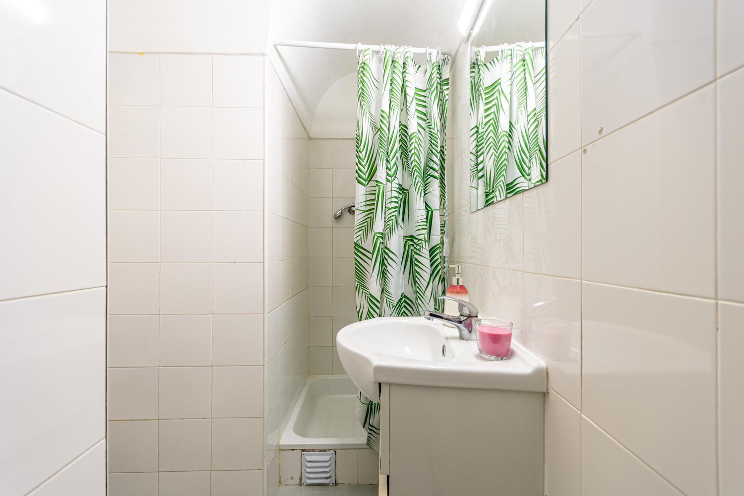 3 Bedroom Close To The Castle * Lissabon